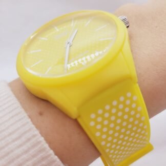 Reloj Q&Q Análogo Dama (VR28J040Y)