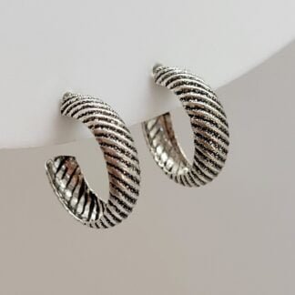 CARAVANAS MEDIO ARO PLATA 925 J03S015