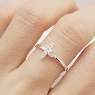 ANILLO LINEA DE CIRCONIAS