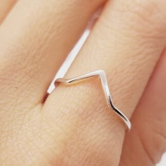 ANILLO PLATA 925 EN V J01S256